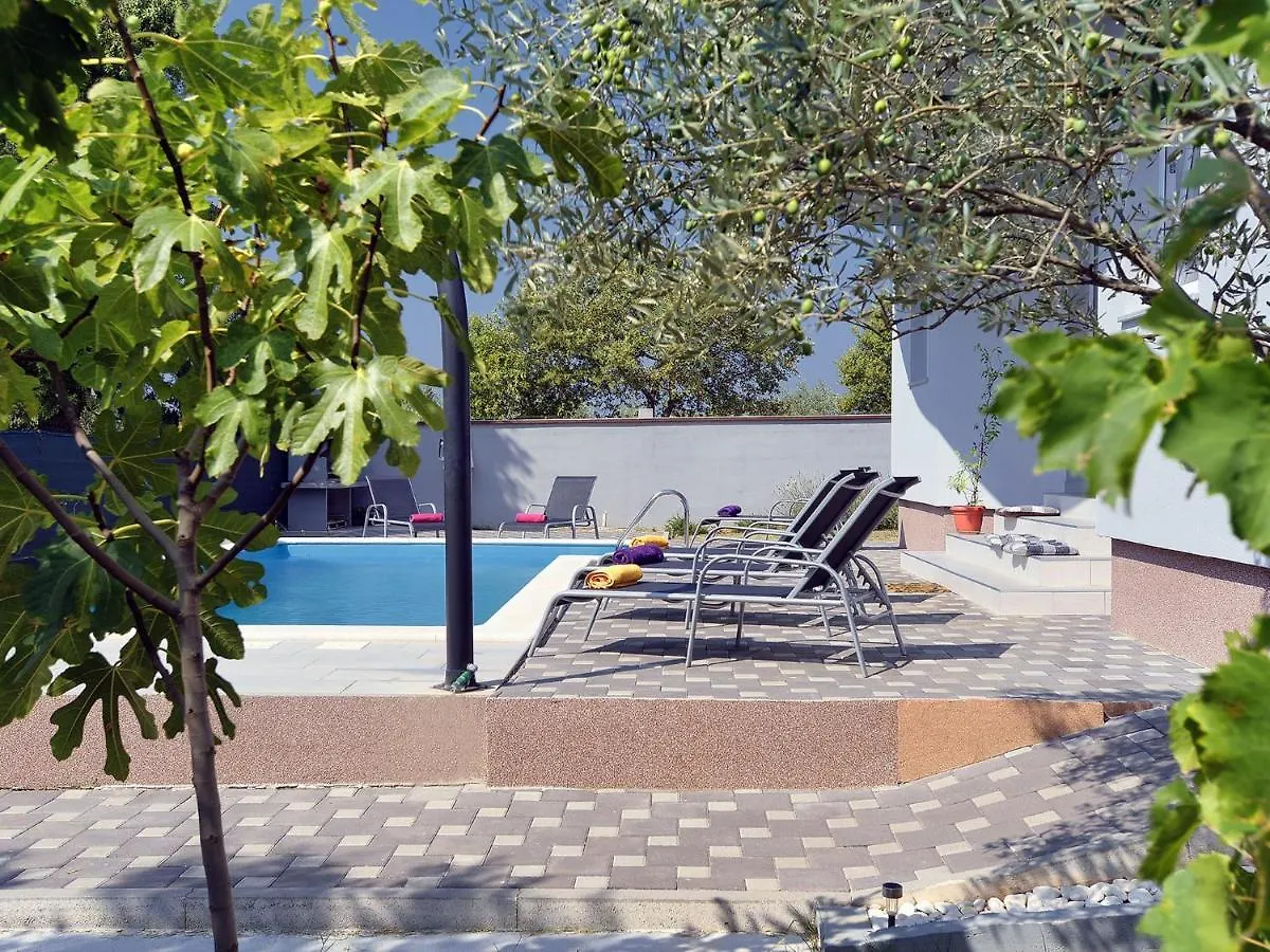 Modern Holiday Home With Pool In Vodnjan Butkovici   Butkovici (Istria)
