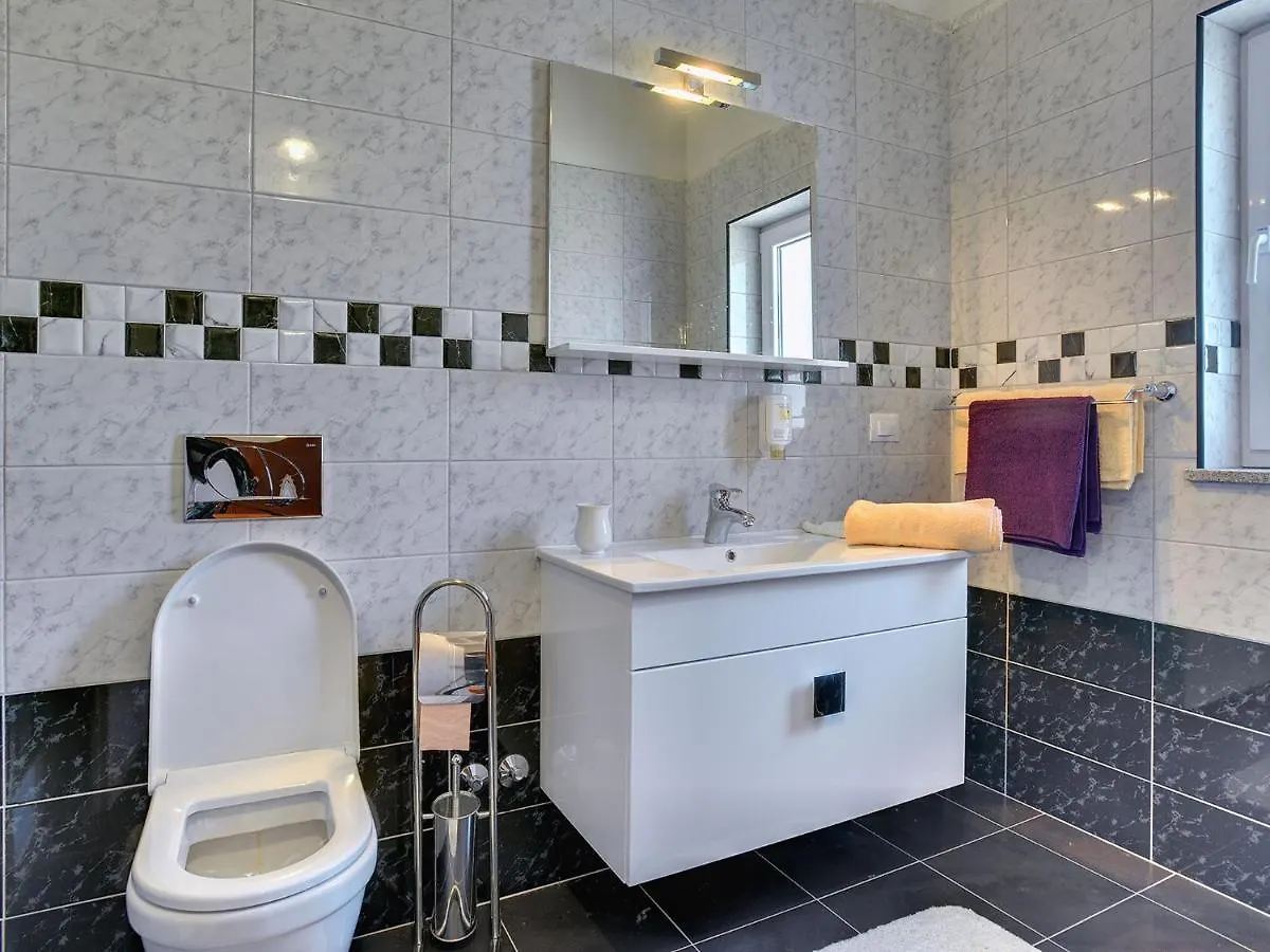 Modern Holiday Home With Pool In Vodnjan Butkovići Croazia